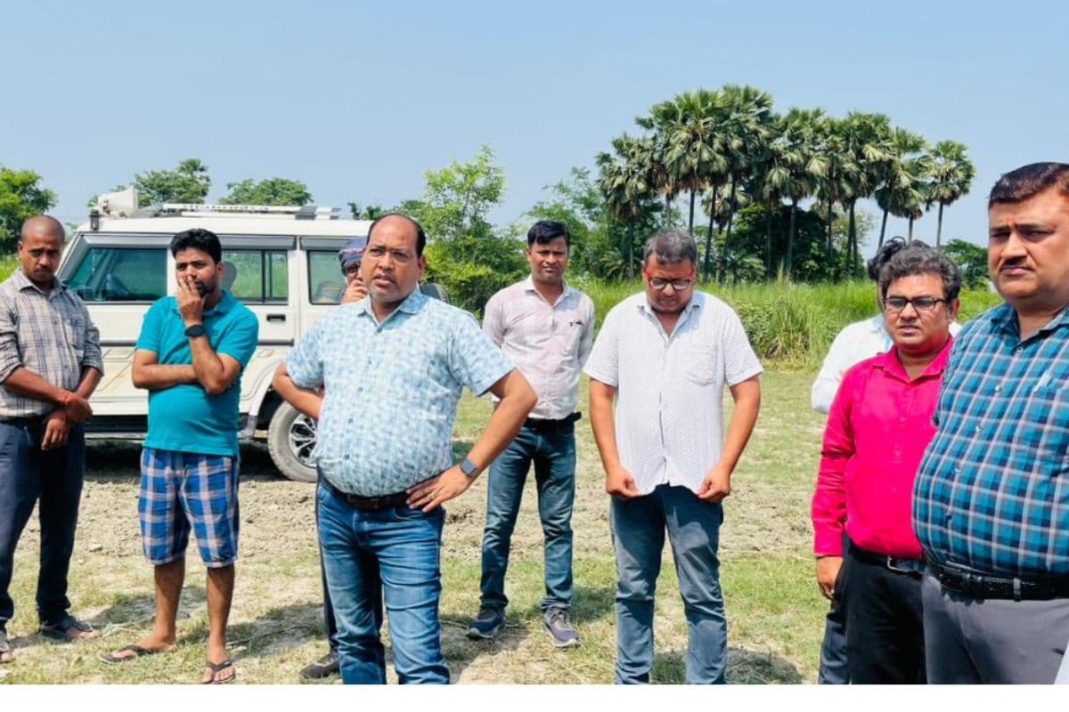 लाखों की सरकारी दवा फेंके जाने पर हरकत में प्रशासन, जांच शुरू