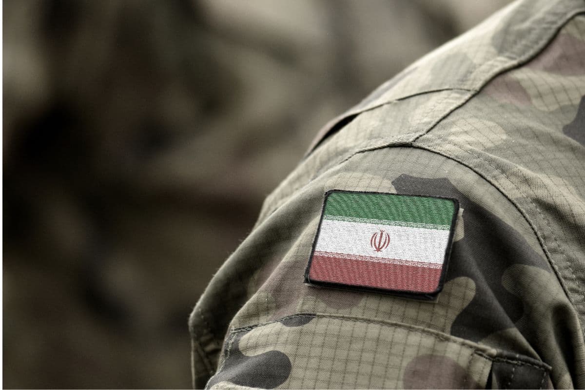 सीजफायर के बाद ईरान को सबसे बड़ा नुकसान, जंजान में भीषण विस्फोट; IRGC के 14 जवानों की मौत