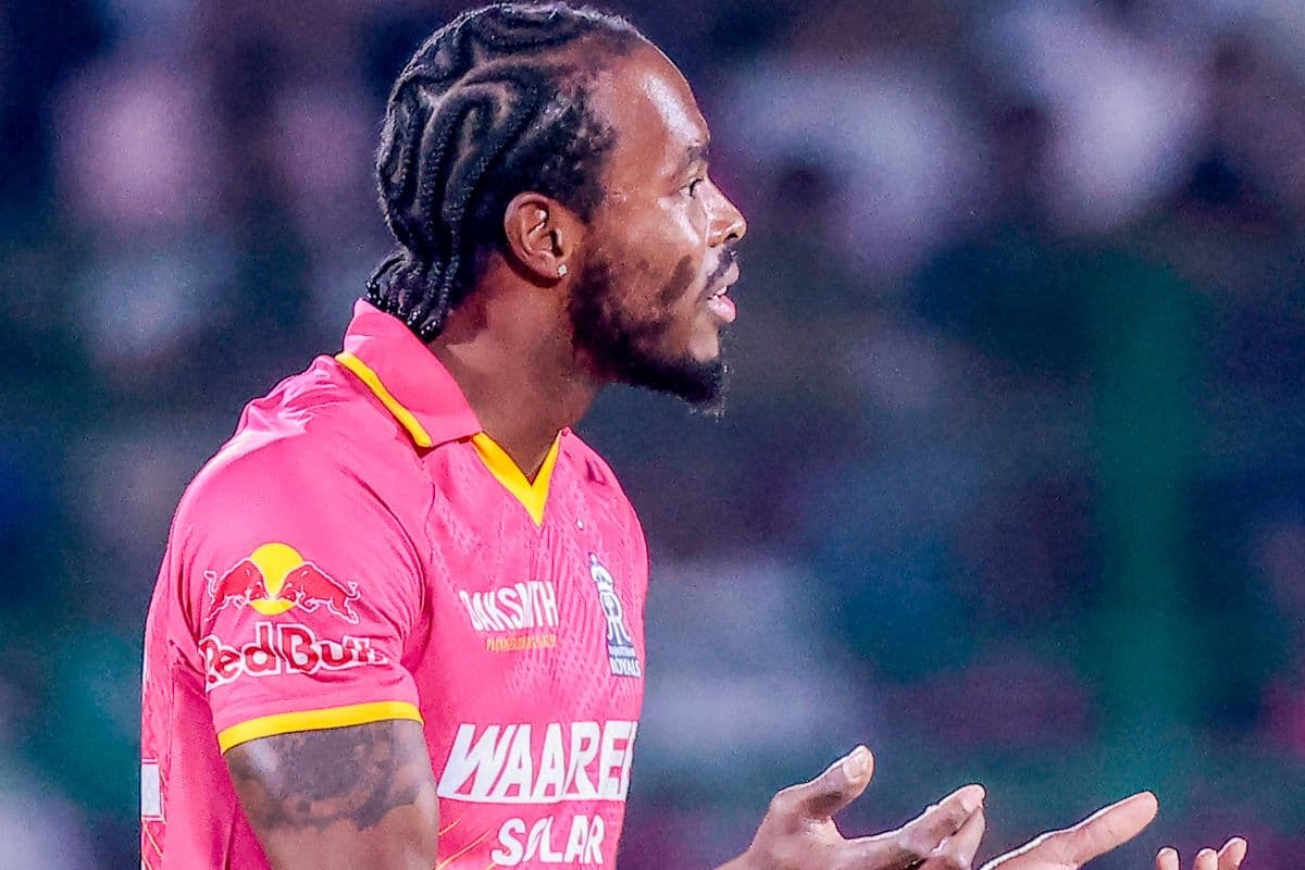 जोफ्रा आर्चर ने अपने नाम किया एक अनचाहा रिकॉर्ड, फेंका IPL इतिहास का सबसे लंबा ओवर