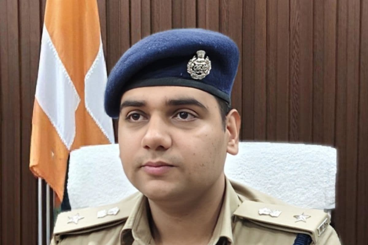 Jehanabad News : एसपी के सख्त निर्देश के बाद थानों में देर रात तक लिखी गई केस डायरी, लंबित मामलों के निपटारे में तेजी