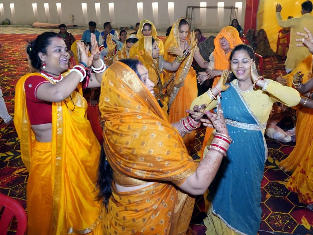 आज कटिहार में गूंजेगी भक्ति की स्वर लहरी, ‘एक शाम श्री मंगलधाम के नाम’ का होगा भव्य आयोजन