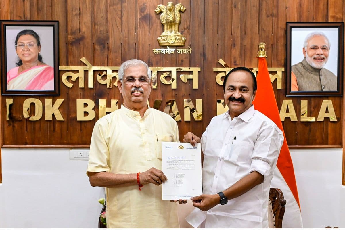 केरलम कैबिनेट में दिखेगा कांग्रेस का दबदबा: शपथ ग्रहण से पहले मंत्रियों की लिस्ट फाइनल