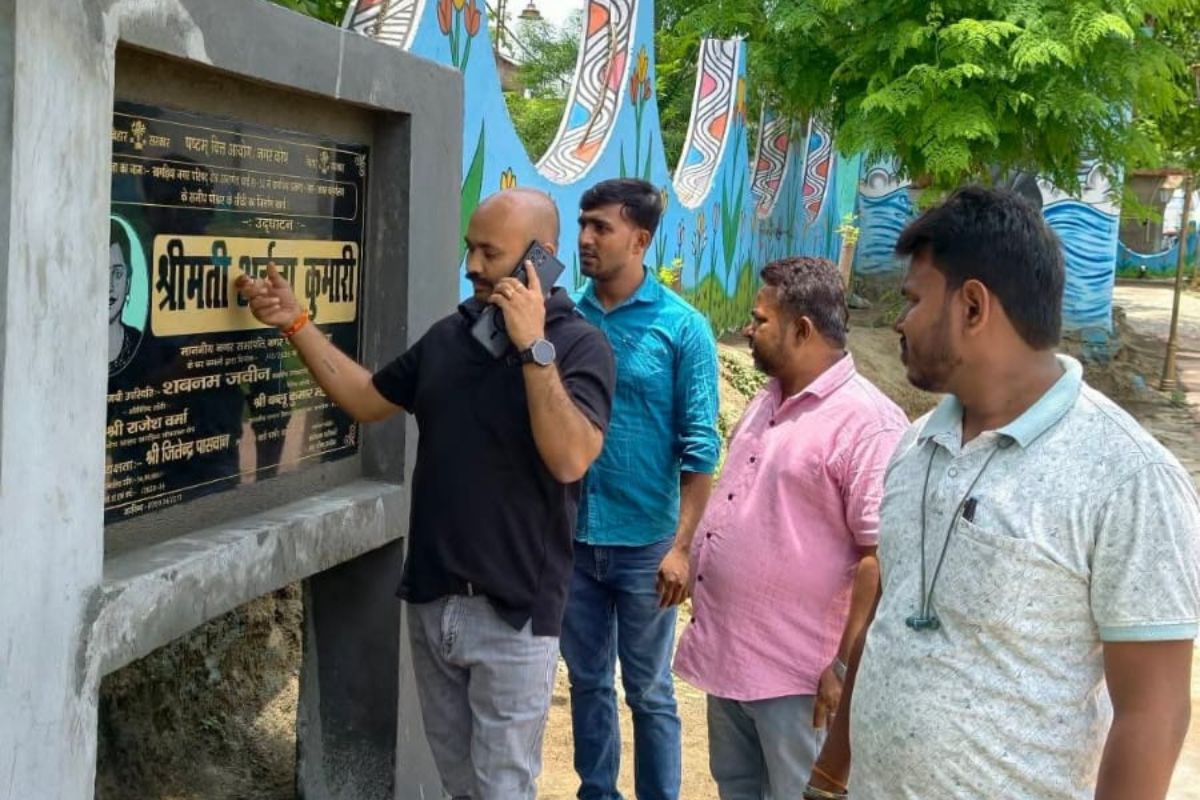 खगड़िया वार्ड 32 में पोखर निर्माण कार्य का निरीक्षण, जल्द पूरा होगा बचा काम