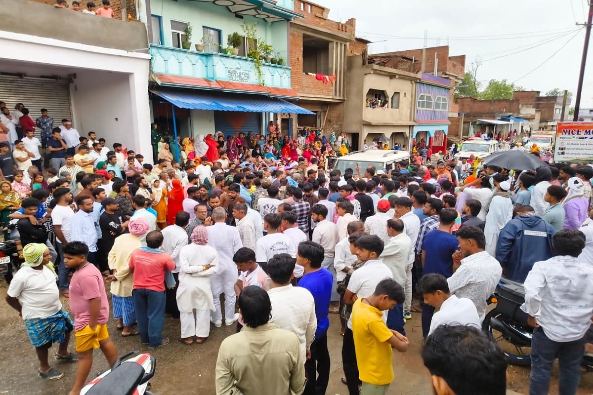 दहेज के लिए विवाहिता की हत्या का आरोप, स्कॉर्पियो की किस्त का पैसा न देने पर ले ली जान!