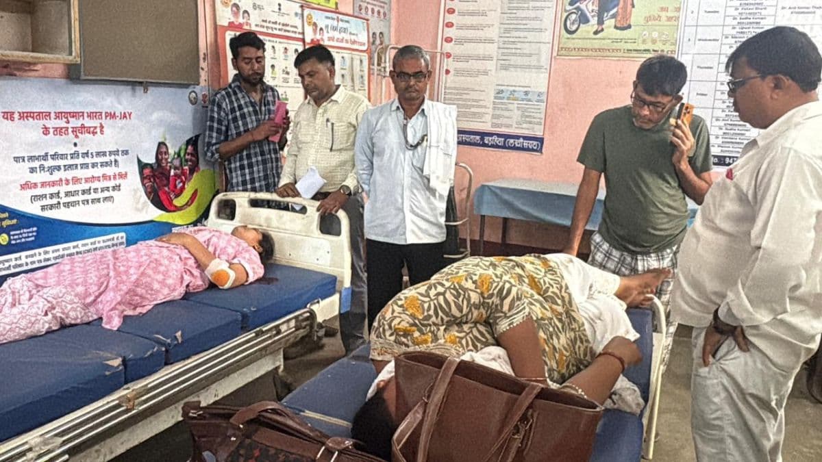 लखीसराय में स्कूल जा रही टोटो को पिकअप ने मारी टक्कर, तीन शिक्षिकाएं समेत चार घायल