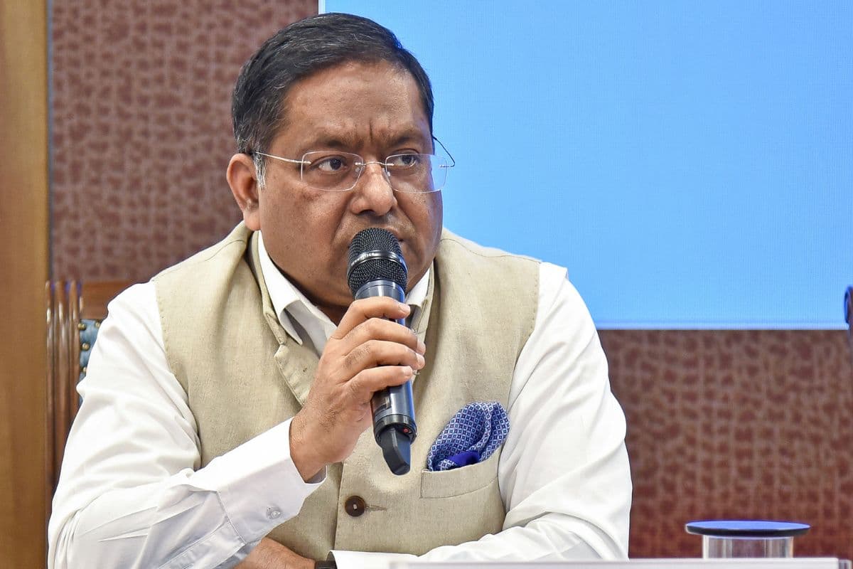 विदेश मंत्रालय ने कहा- अवैध बांग्लादेशी होंगे देश से बाहर? नस्लवाद बर्दाश्त नहीं