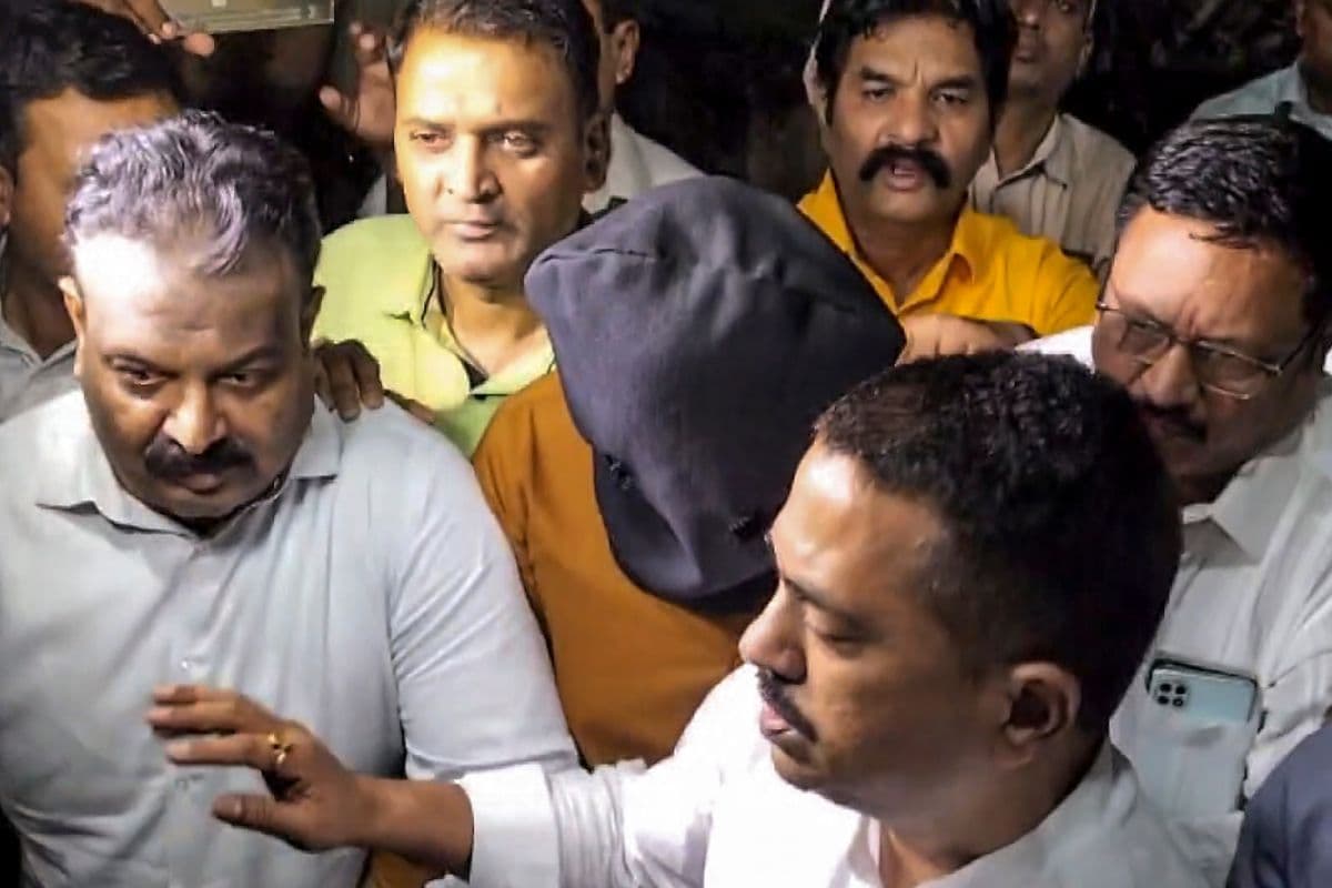 NEET UG 2026 पेपर लीक मामला: CBI ने तेज की जांच, आरोपी धनंजय लोखंडे को 6 दिन की कस्टडी