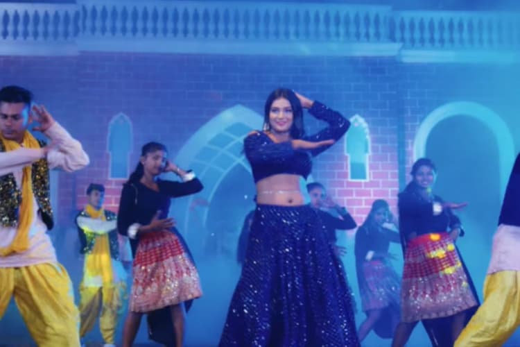 नया भोजपुरी गाना ‘काली के बाली’ हुआ रिलीज, निशा नैना के लुक्स ने खींचा फैंस का ध्यान