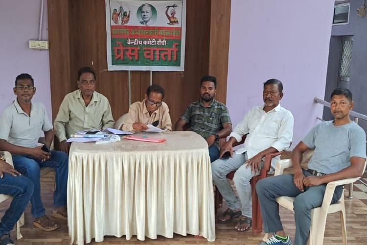 सेल में 11 करोड़ के फर्जी भुगतान का आरोप, पूर्व विधायक मंगल सिंह बोबोंगा ने खोला मोर्चा