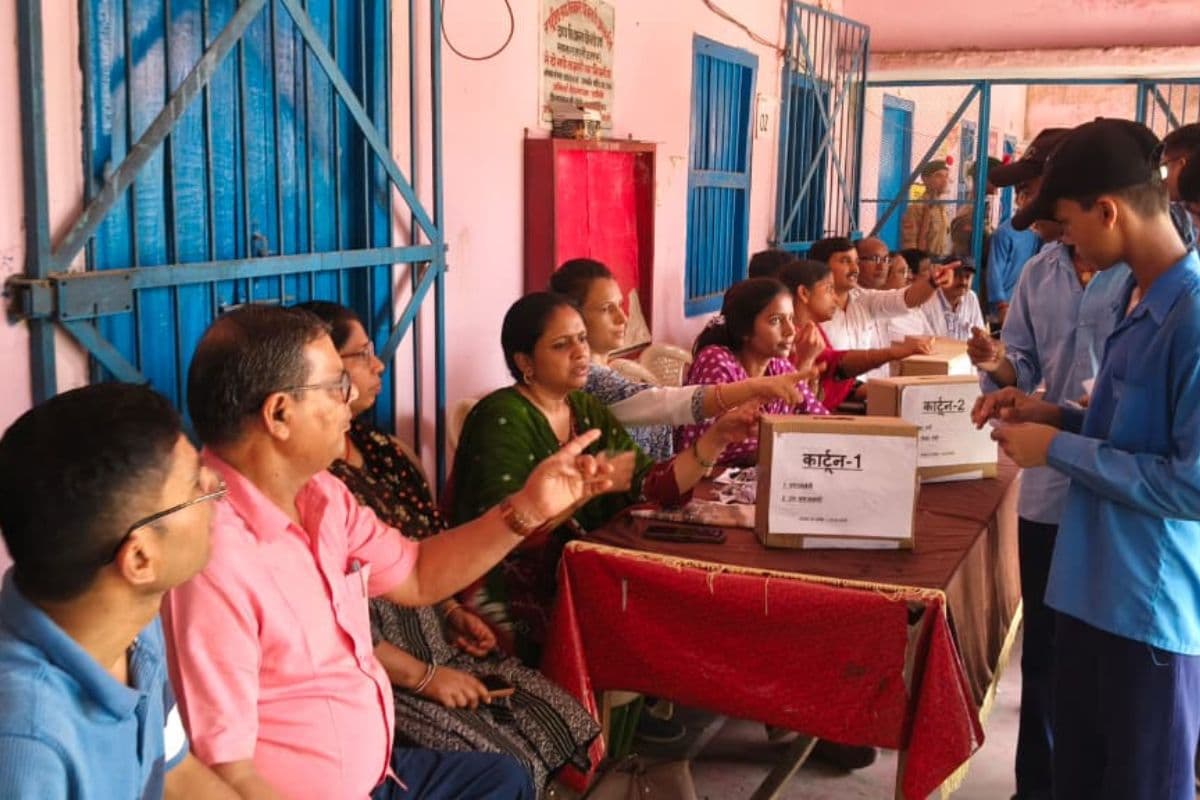 पीएम श्री स्कूल में चुनावी माहौल, बच्चों ने संभाली कमान, चुनी अपनी सरकार