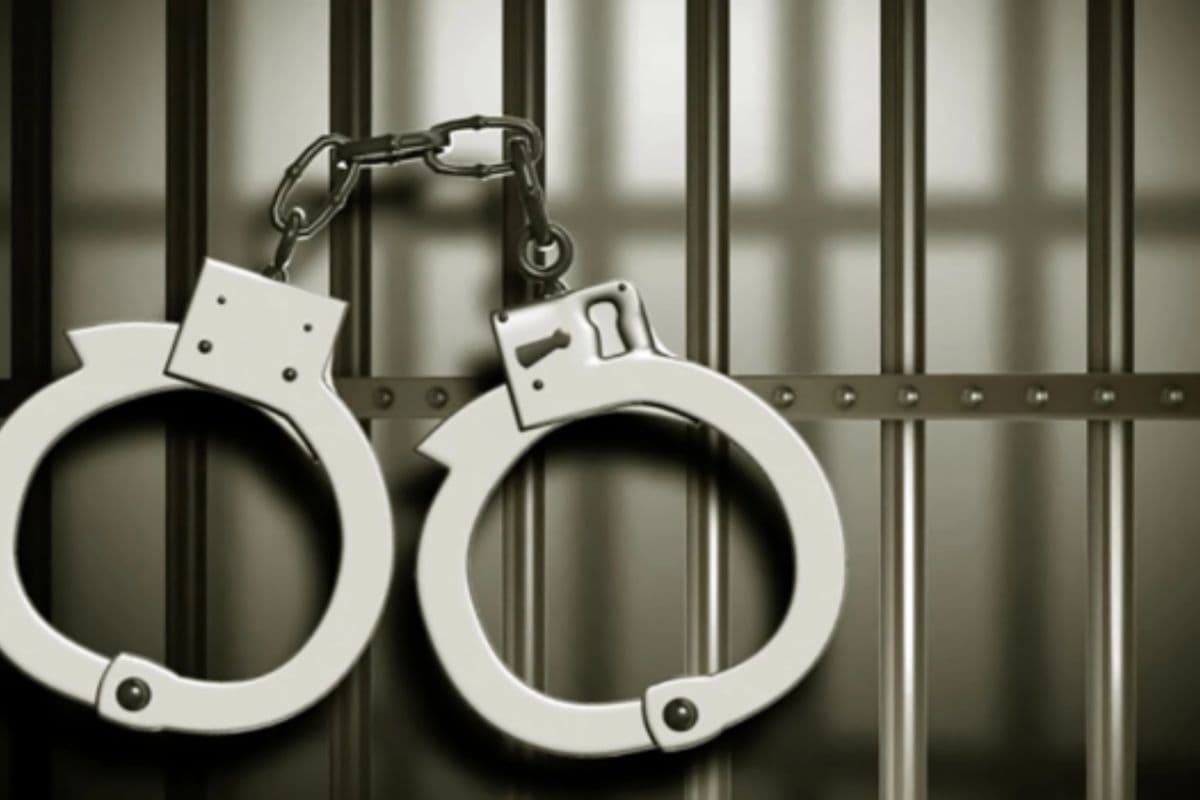 छात्र पर चाकू से हमला कर लॉकेट लूटने का मामला, एक आरोपित गिरफ्तार