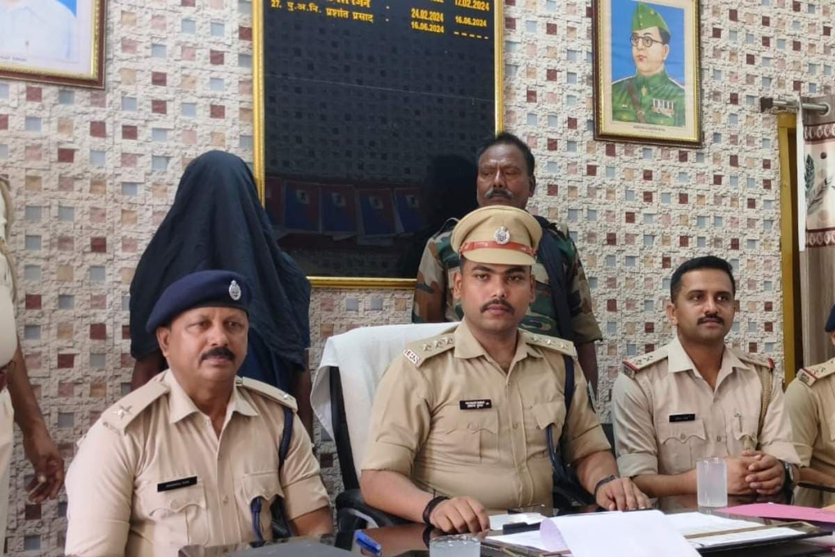 पलामू : लेवी के लिए हाइवा फूंकने वाला शातिर गिरफ्तार, भेजा गया जेल