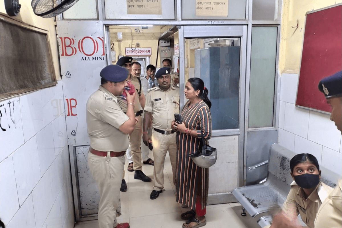 पटना सिटी में दिल दहला देने वाली वारदात: दूसरी शादी से नाराज पति ने ससुराल में लगाई आग, छह लोग झुलसे