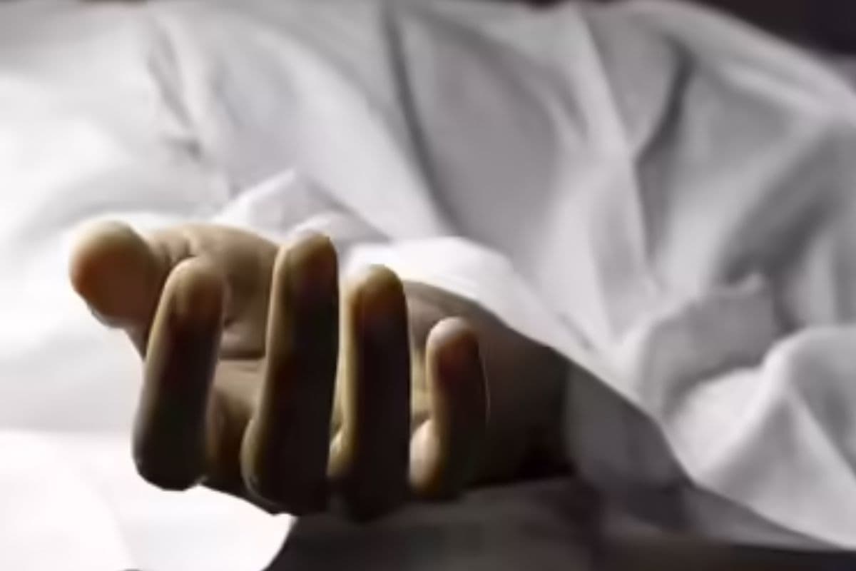 रोहतास में संदिग्ध हालत में युवती का मिला शव, इलाके में दहशत का माहौल...
