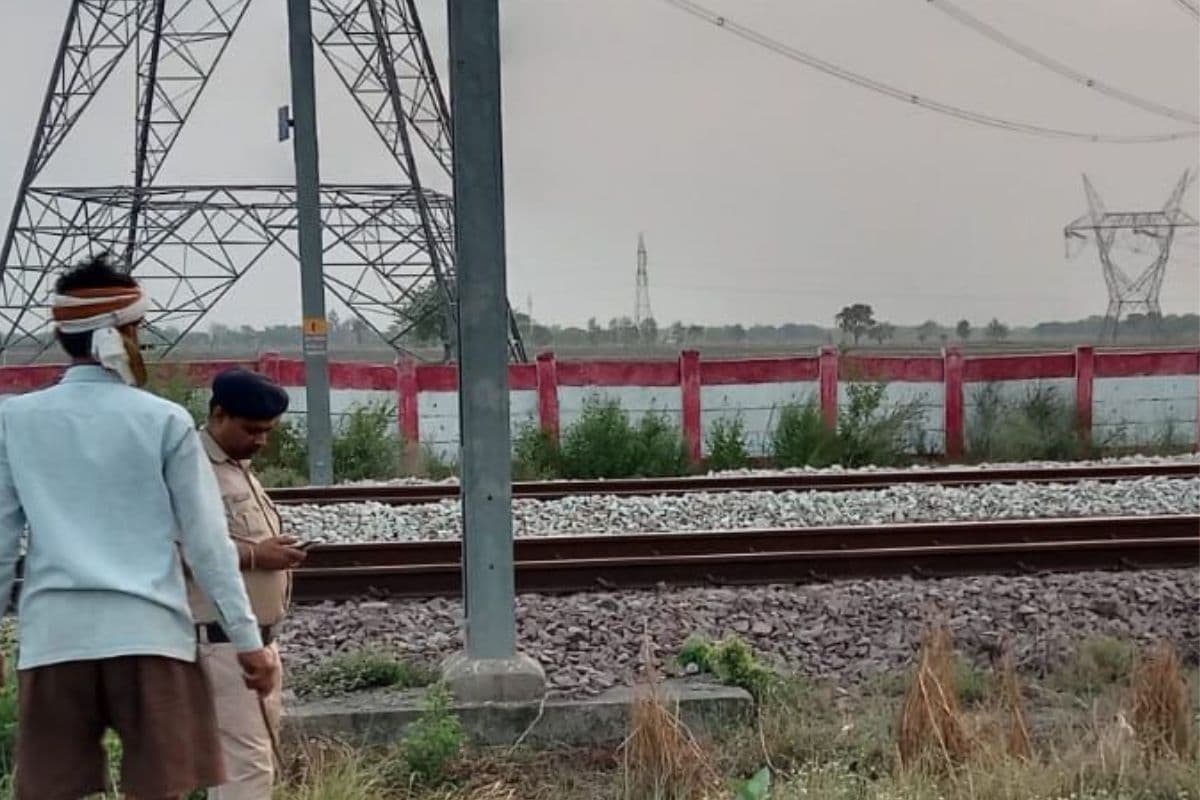 रोहतास में संदिग्ध हालत में युवती का मिला शव, इलाके में दहशत का माहौल...