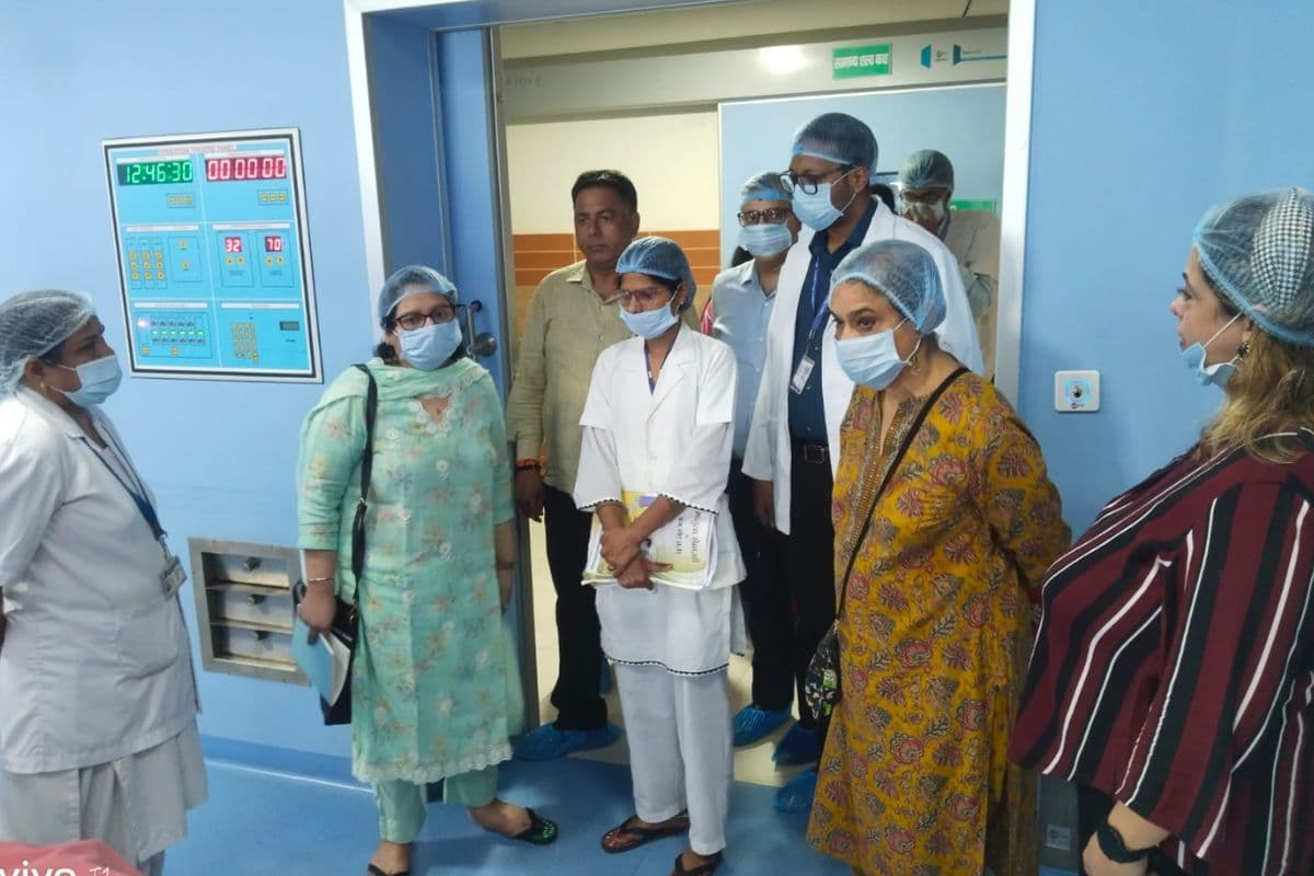 सारण की स्वास्थ्य व्यवस्था पर केंद्र की पैनी नजर, अस्पतालों में पहुंची एक्सपर्ट टीम, शुरू हुई बड़ी जांच