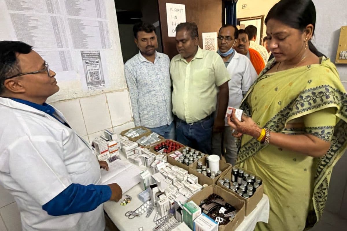 छपरा विधायक छोटी कुमारी ने अस्पतालों का किया औचक निरीक्षण, स्वास्थ्य व्यवस्था की खुली परतें, दिया सख्त निर्देश