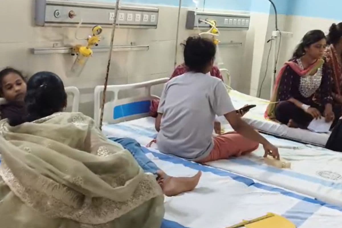 गया में भीषण गर्मी का कहर, कस्तूरबा विद्यालय की 6 छात्राएं अचानक बीमार, अस्पताल में भर्ती