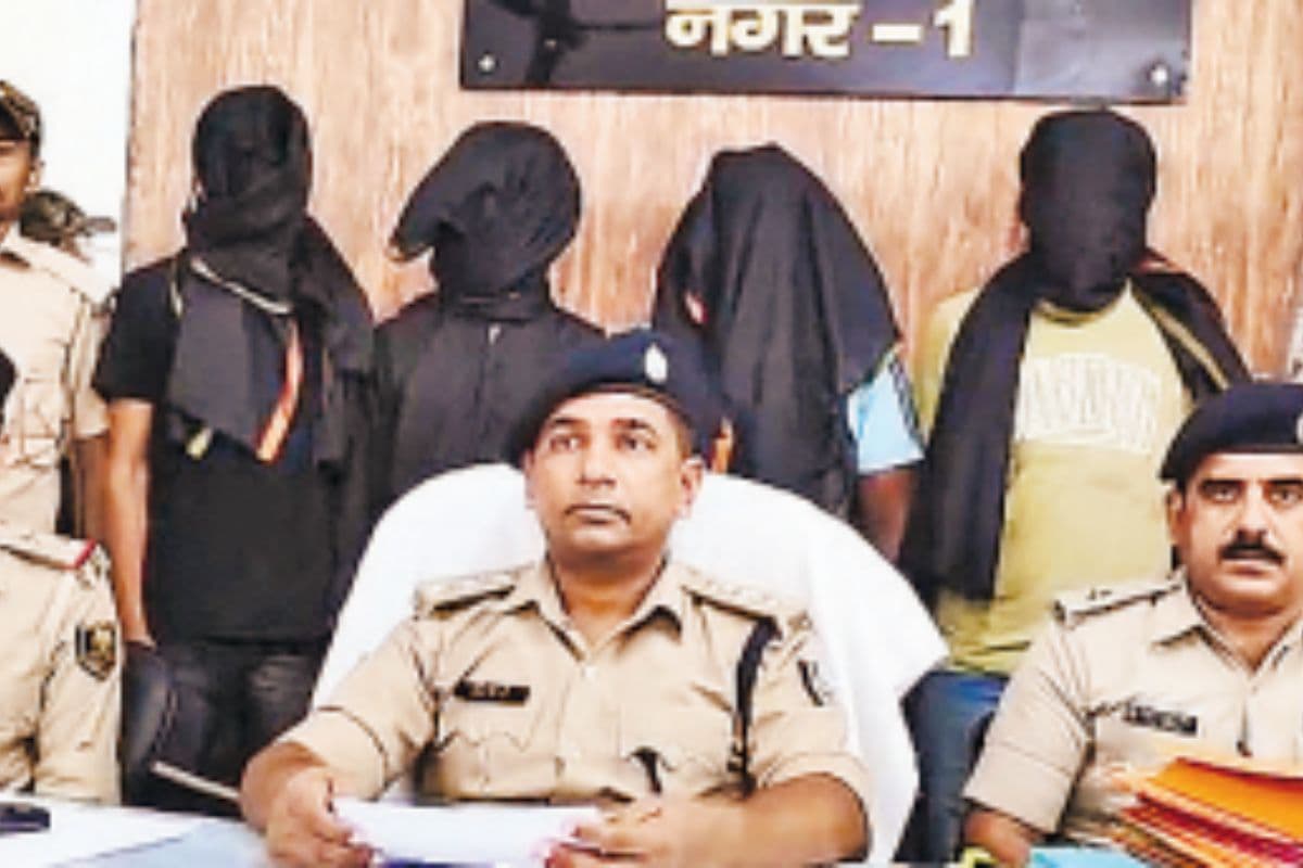 डिलिवरी ब्वॉय निकला डकैती का मास्टरमाइंड, गया में 1.30 लाख की लूटकांड का पुलिस ने किया खुलासा, जानिए पूरी खबर