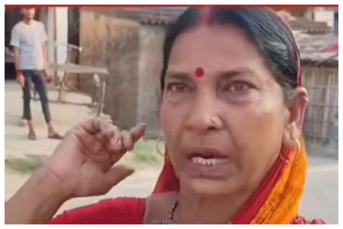 Muzaffarpur News: मुजफ्फरपुर में दिनदहाड़े बैंक से निकलते ही महिला से 50 हजार की छिनतई