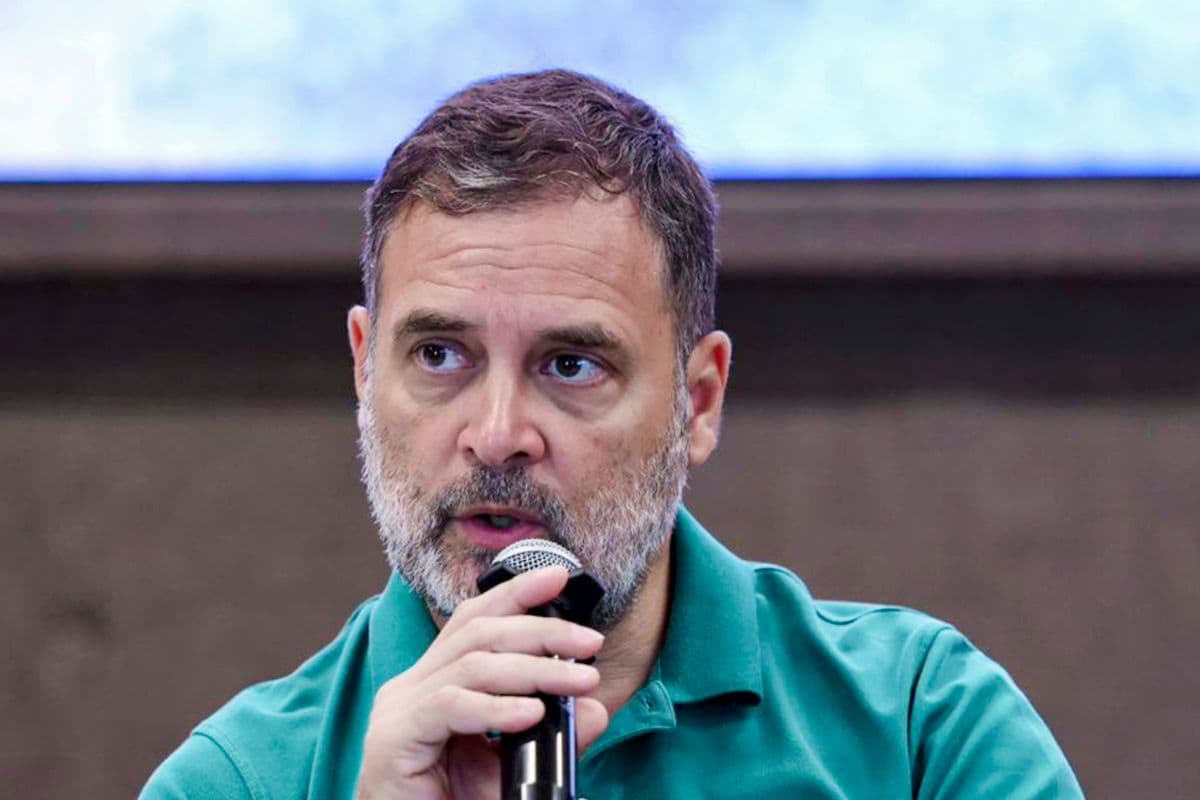 मुस्लिम नेताओं से राहुल गांधी की अपील, अपने समुदाय से जुड़े मुद्दों को खुलकर उठाएं