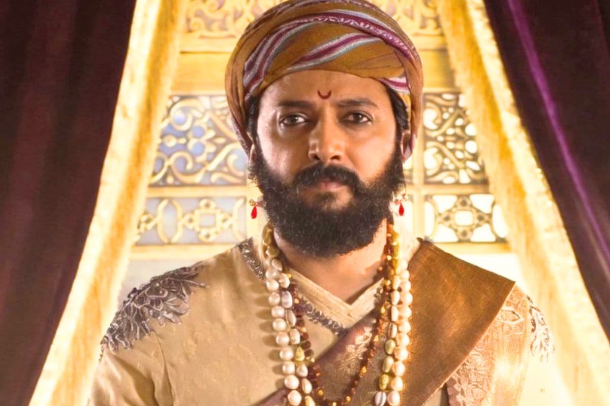 ‘राजा शिवाजी’ की कमाई में दिखा सलमान का जादू, पहले दिन ही छाई फिल्म