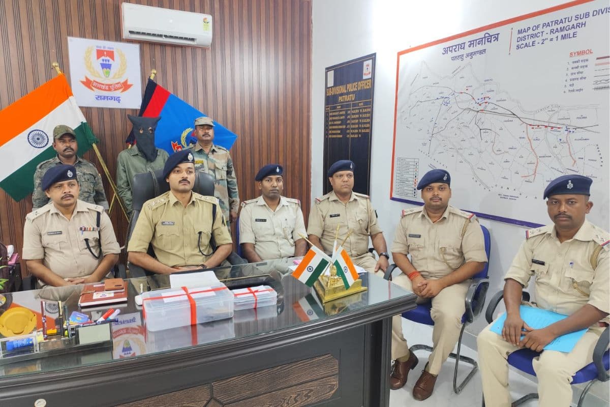 रामगढ़ : राहुल दुबे गिरोह के सक्रिय सदस्य को पुलिस ने किया गिरफ्तार, देसी पिस्टल बरामद