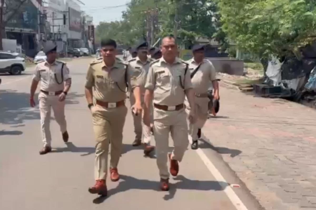 रामगढ़ में अब अपराधियों की खैर नहीं: SP ने शुरू की विशेष पहल ‘प्रहरी’, 76 रूटों पर पैदल गश्ती का आदेश