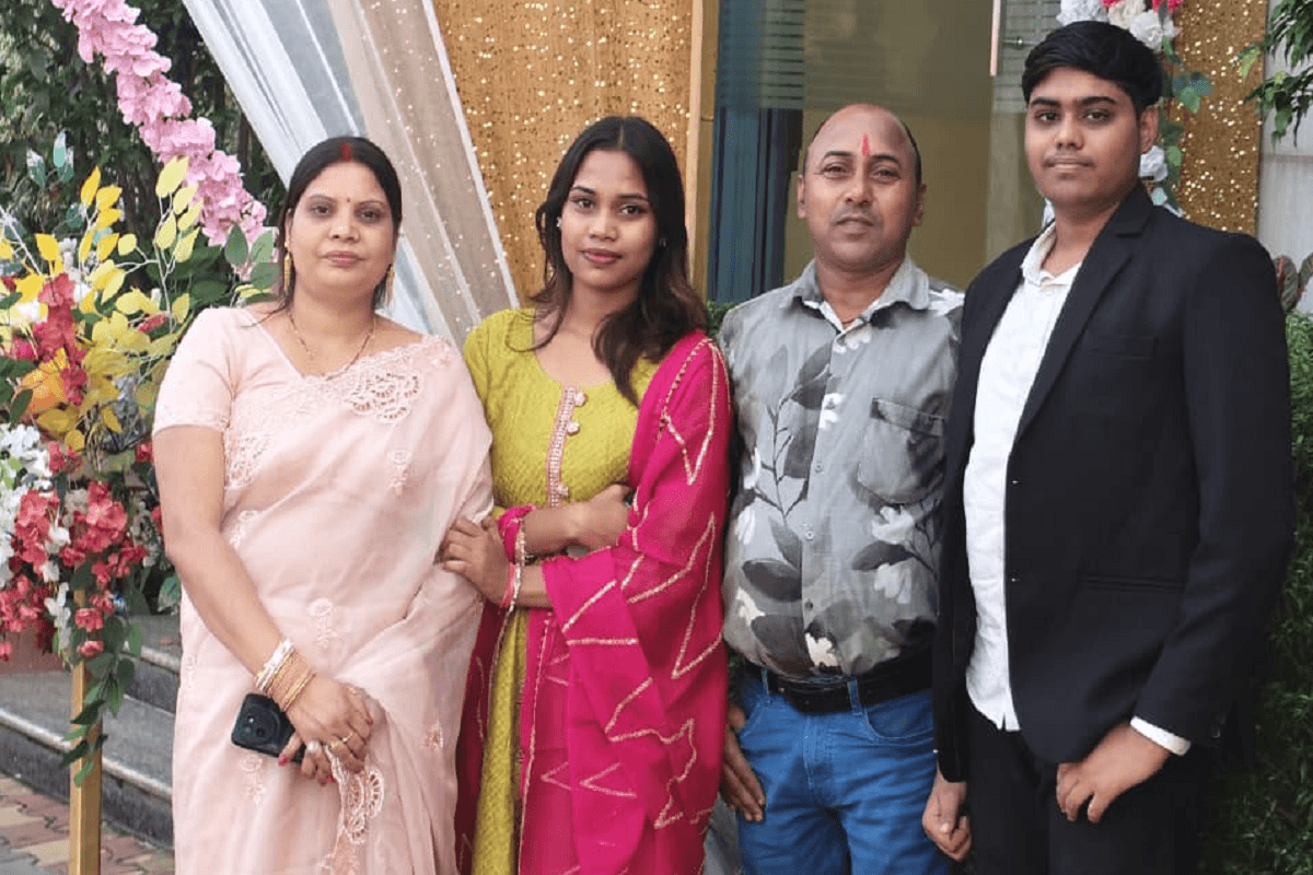 तन्नु कुमारी ने बुढ़मू का नाम किया रोशन, बिना ट्यूशन के इंटर साइंस में लहराया परचम