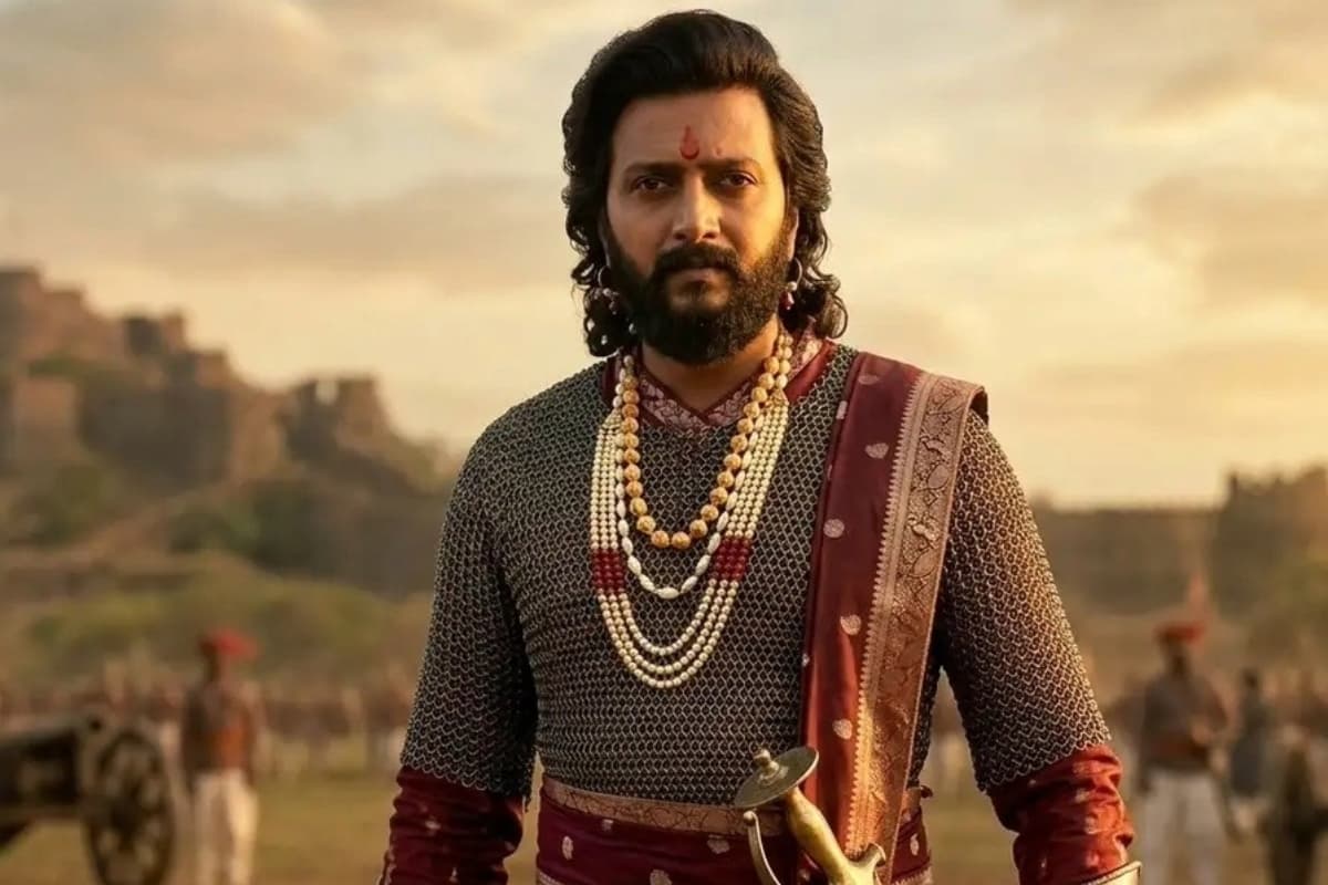 राजनीति से दूर रहकर रितेश देशमुख ने बनाई अलग पहचान, अब ‘राजा शिवाजी’ से बटोर रहे वाहवाही