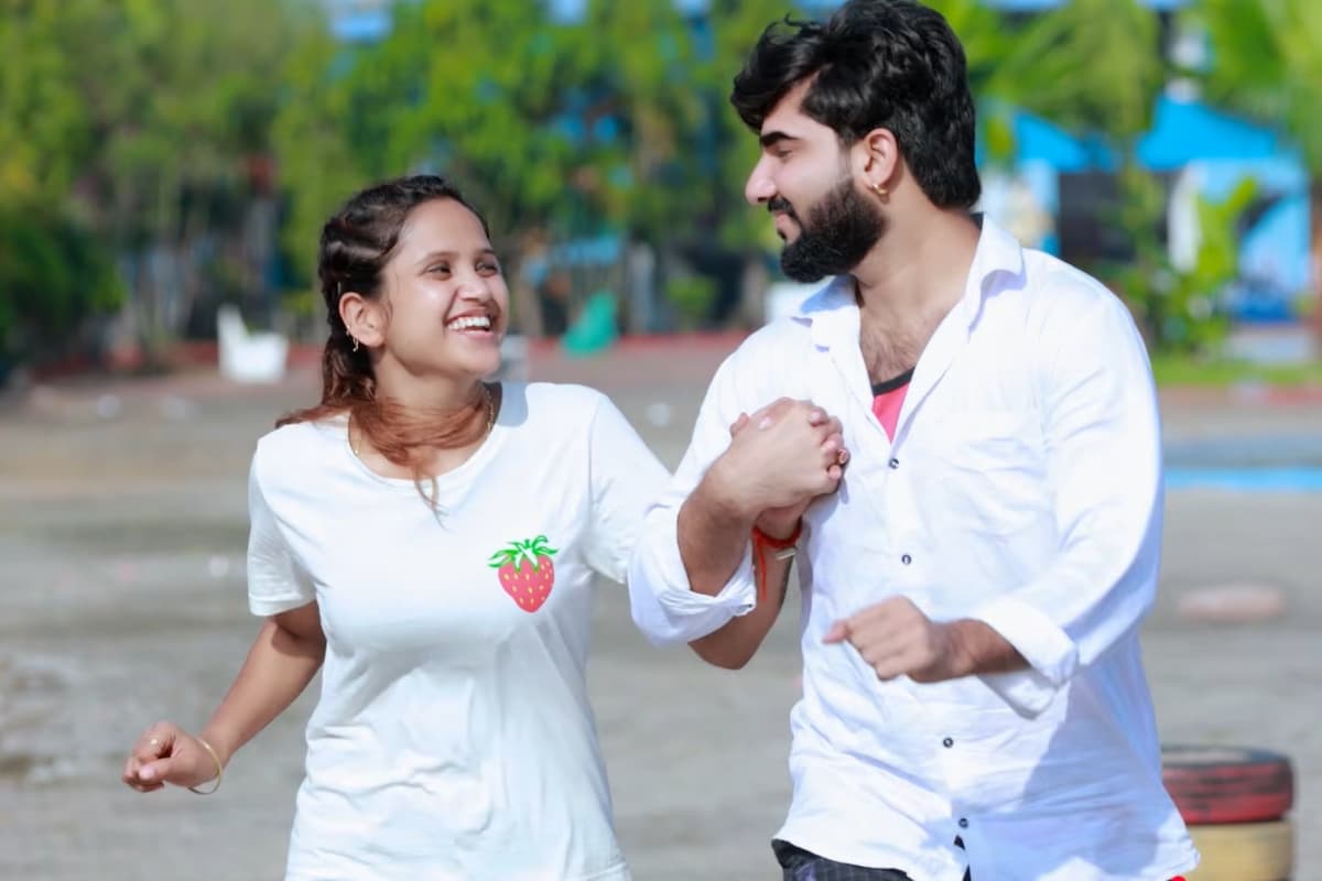 ‘दिलवा तहरे अमानत बा’ ने जीता फैंस का दिल, रोमांटिक अंदाज में छाए रौशन राज पांडे