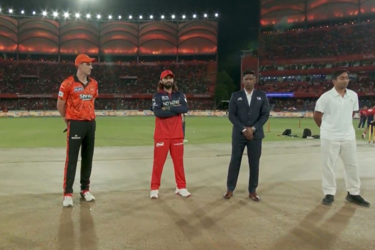 टॉस जीतकर पहले बल्लेबाजी करेगी हैदराबाद, RCB की टीम से जेकब बेथेल बाहर; देखें प्लेइंग-11