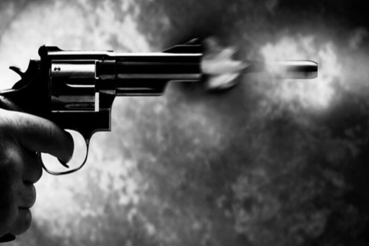 muzaffarpur-crime-news-criminals-shot-hospital-worker-and-looted-bike-in-karja
