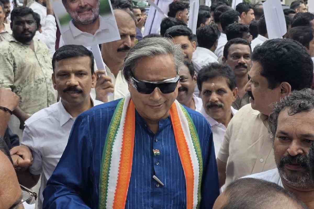 Video: कांग्रेस सांसद शशि थरूर ने की पीएम मोदी और अमित शाह की तारीफ