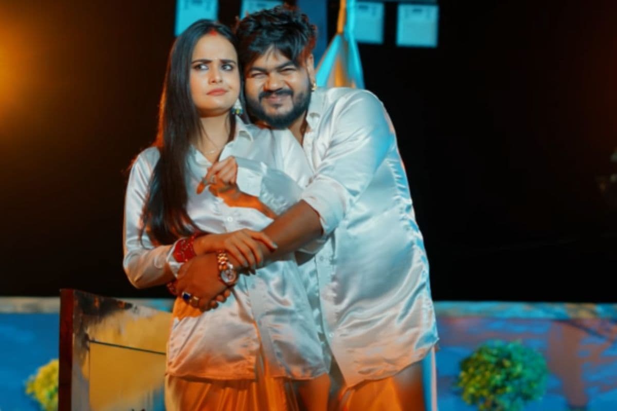 शिल्पी राज का गाना 'देबू का बुढ़ारी में' रिलीज, पल्लवी सिंह के नखरों ने जीता दिल