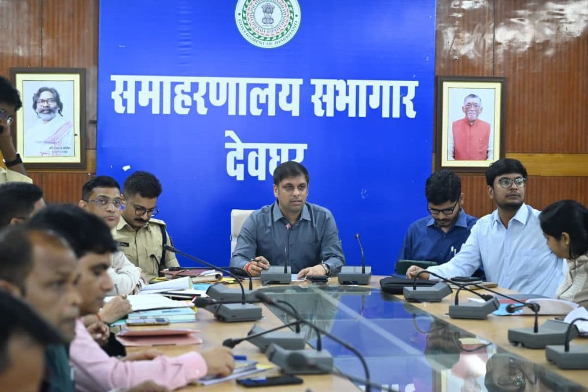 श्रावणी मेला 2026: देवघर DC का बड़ा निर्देश, समय पर पूरी करें कांवरिया पथ की तैयारियां