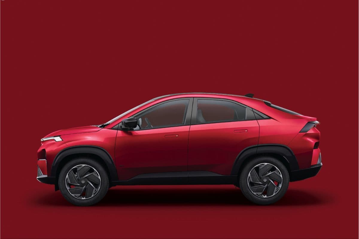 ₹16.99 लाख में लॉन्च हुई Tata Curvv EV SeriesX, फुल चार्ज में चलेगी 502KM