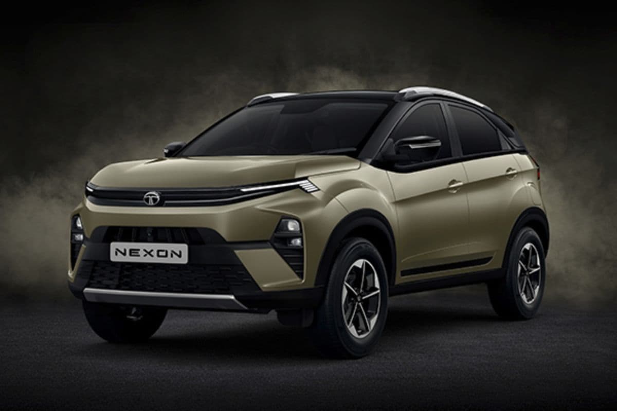पैनोरमिक सनरूफ के साथ नई Tata Nexon Pure+ PS हुई लॉन्च, जानें कीमत और फीचर्स 