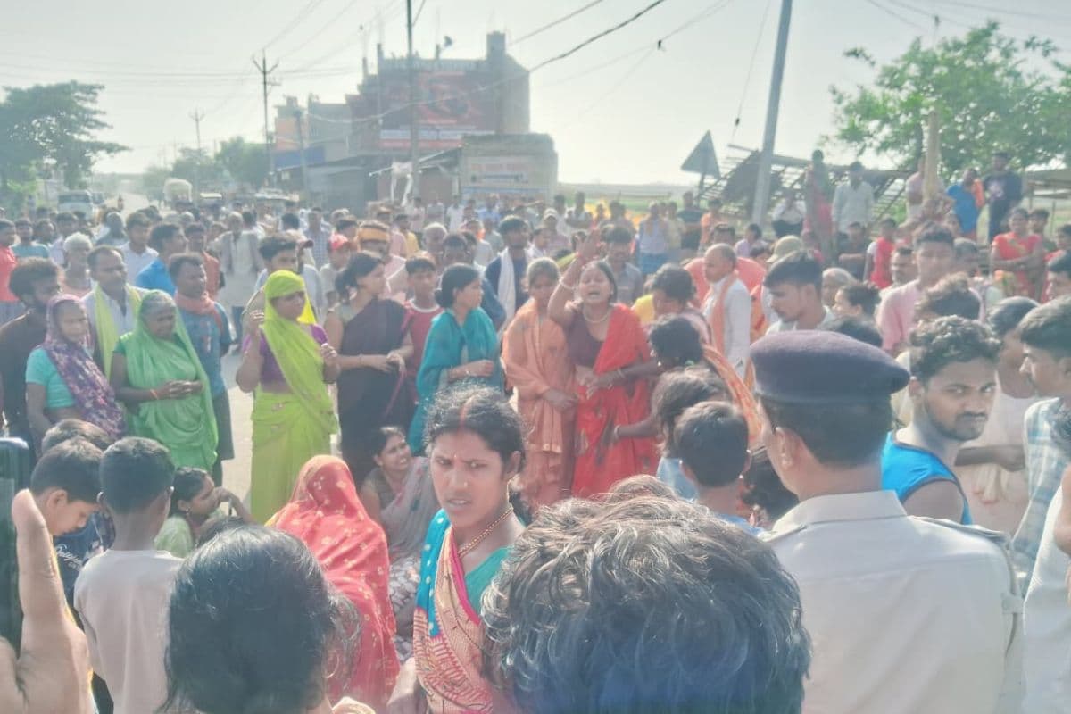 नालंदा में जमीन को लेकर दो बेटों ने मिलकर मां की गला काटकर हत्या कर दी