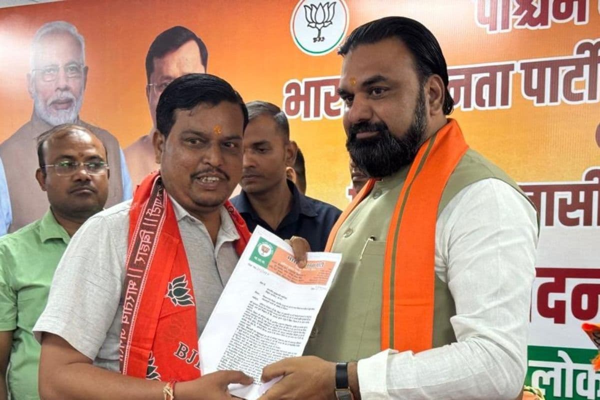 ठाकुरगंज को अनुमंडल और पाइनएप्पल सिटी बनाने की मांग तेज; सीएम को सौंपा गया मांगों का पुलिंदा, देखें पूरी लिस्ट