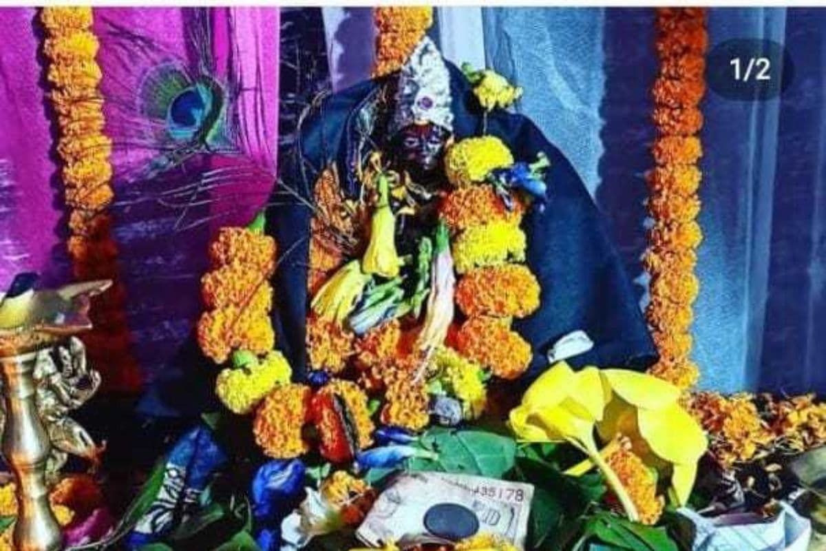 पूर्णिया में असीम आस्था का केंद्र है रजनी चौक शनि मंदिर, सुबह खीर तो शाम को बंटता है खिचड़ी का महाभोग