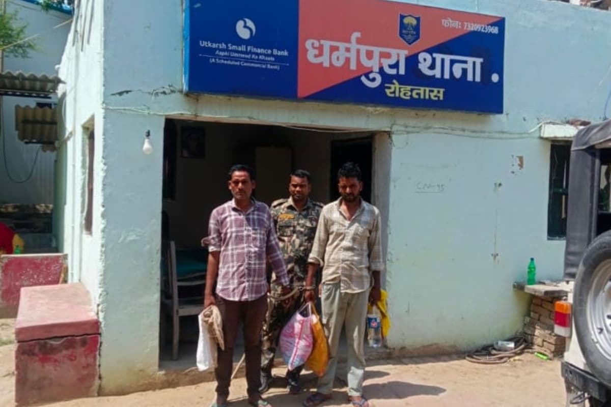 Sasaram News : मारपीट के मामले में कई महीने से फरार चल रहे दो अभियुक्त गिरफ्तार