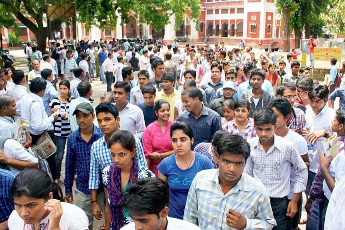 बेगूसराय में 23 और 24 मई को होने वाली डिप्लोमा-सर्टिफिकेट प्रवेश प्रतियोगिता परीक्षा को लेकर जिला प्रशासन पूरी तरह अलर्ट मोड