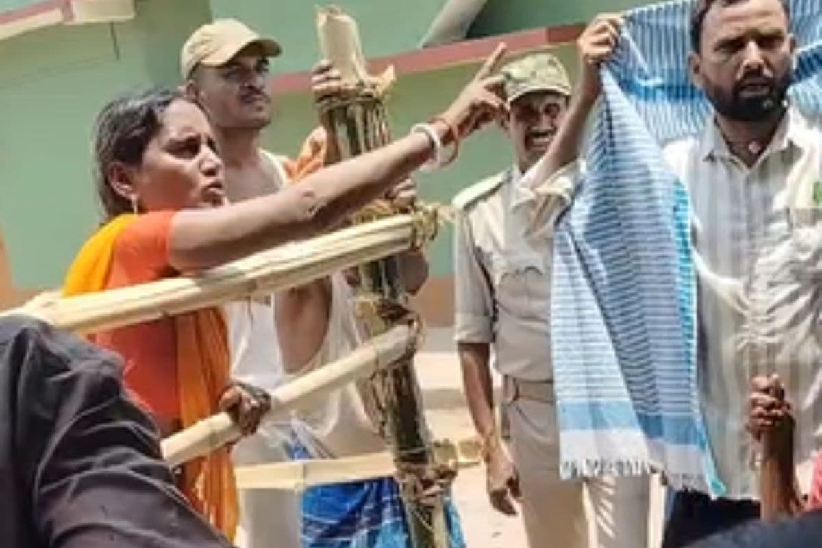 नवादा में सूद के पैसे के विवाद को लेकर बंद किया रास्ता, सोहदा गांव में तनाव