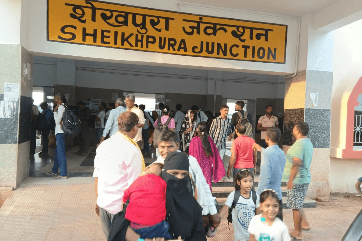 शेखपुरा में 24 घंटे में 5 डिग्री बढ़ा पारा, 43.2°C के साथ जनजीवन त्रस्त, सड़कों पर पानी का छिड़काव, स्कूलों की टाइमिंग बदली