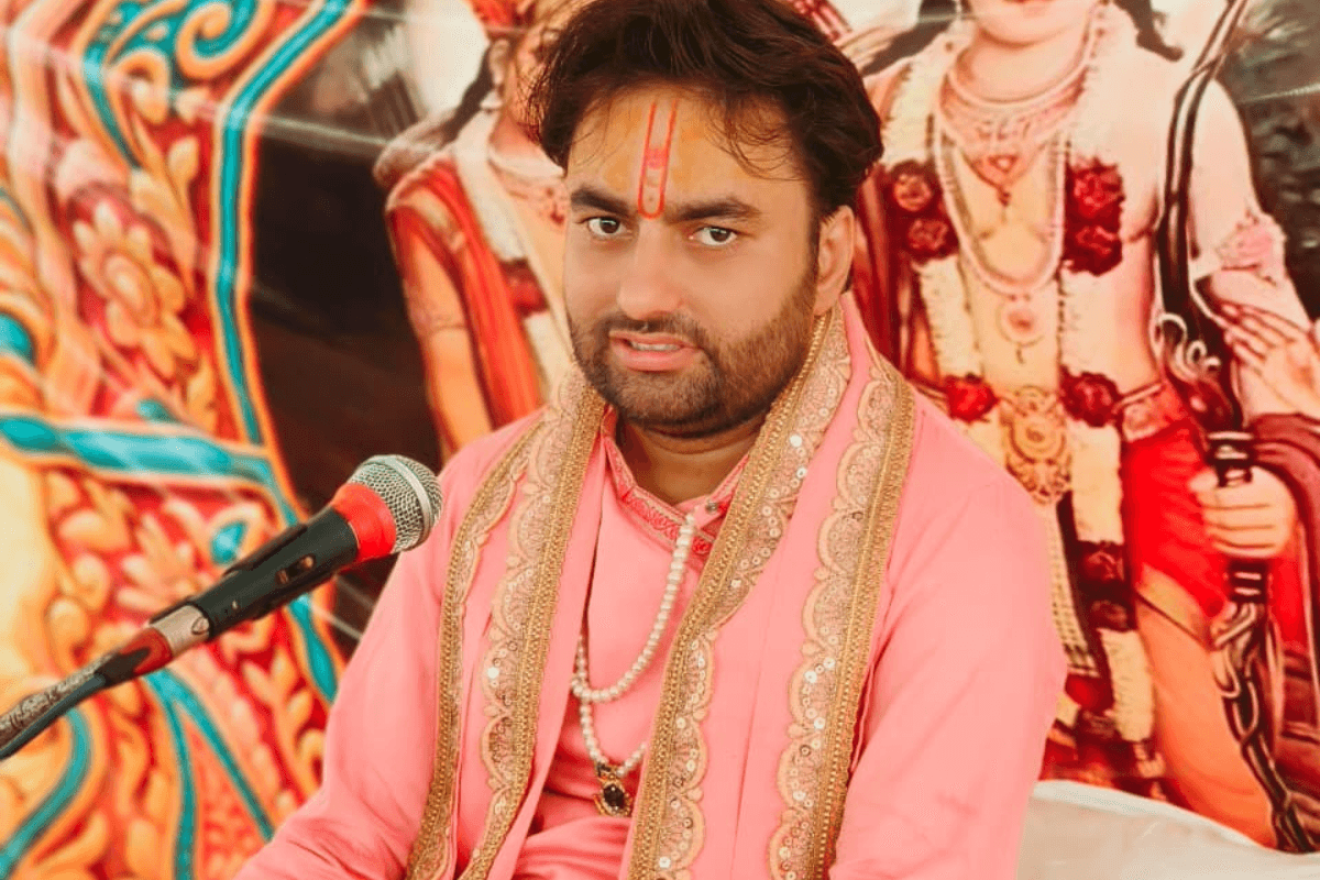 राजगीर में श्रीराम कथा: चित्रकूट के आचार्य शिवदीप ने समझाया खड़ाऊं राज का महत्व, राम भक्ति के रस में डूबे हजारों श्रद्धालु
