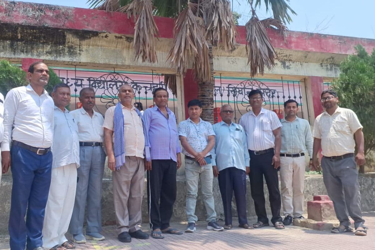 Siwan News : अनुसूचित जाति/जनजाति शिक्षक संघ गठन को लेकर बैठक आयोजित
