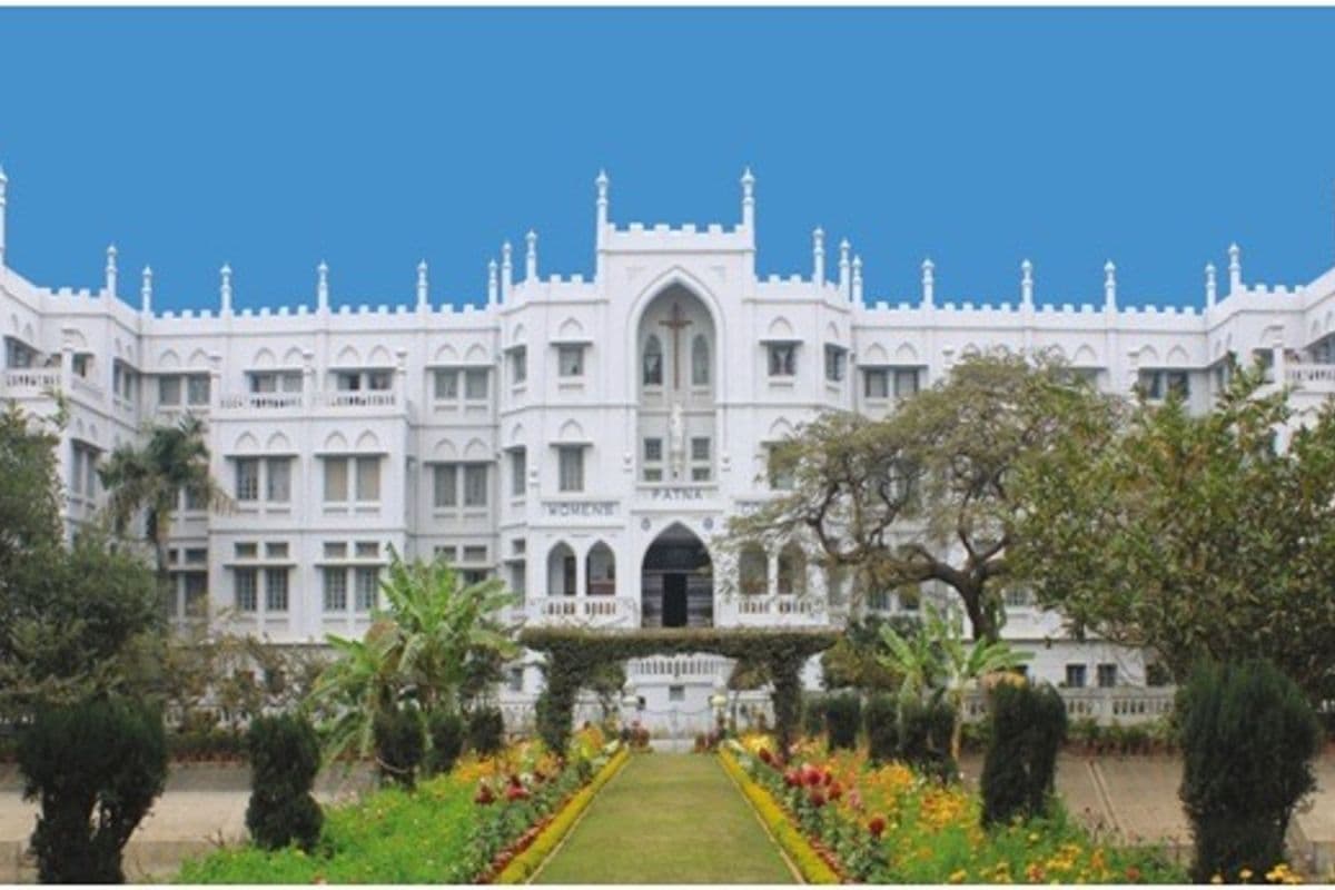 पटना वीमेंस कॉलेज में एडमिशन की दौड़ शुरू, प्रवेश परीक्षा से तय होगा बीए और बीएससी ऑनर्स में दाखिला