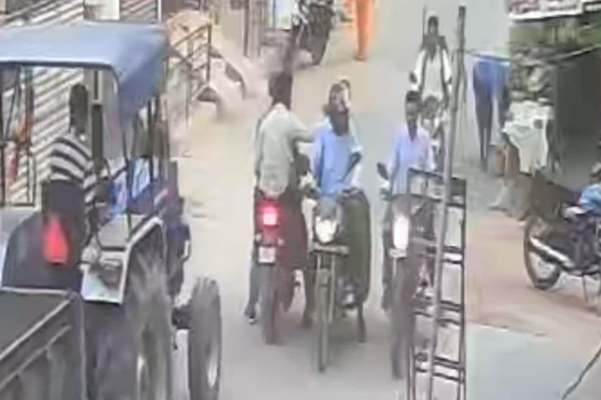 नगर थाना क्षेत्र में दिनदहाड़े चेन स्नैचिंग, इलाके में दहशत