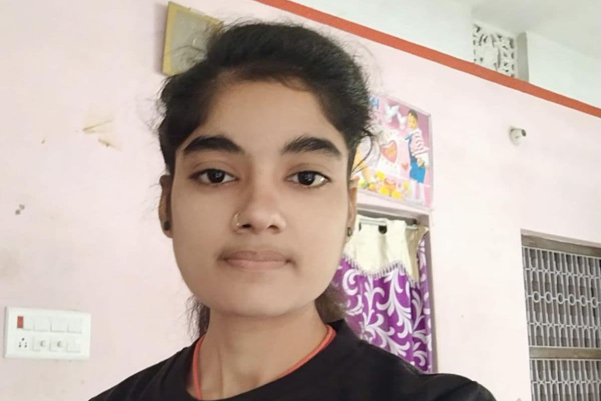 बिहार पुलिस में चयन से राजापाकर में खुशी की लहर, काजल ने रचा इतिहास